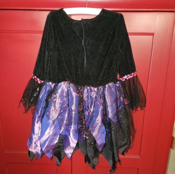 Girls witch Halloween costume - Picture 2 of 4